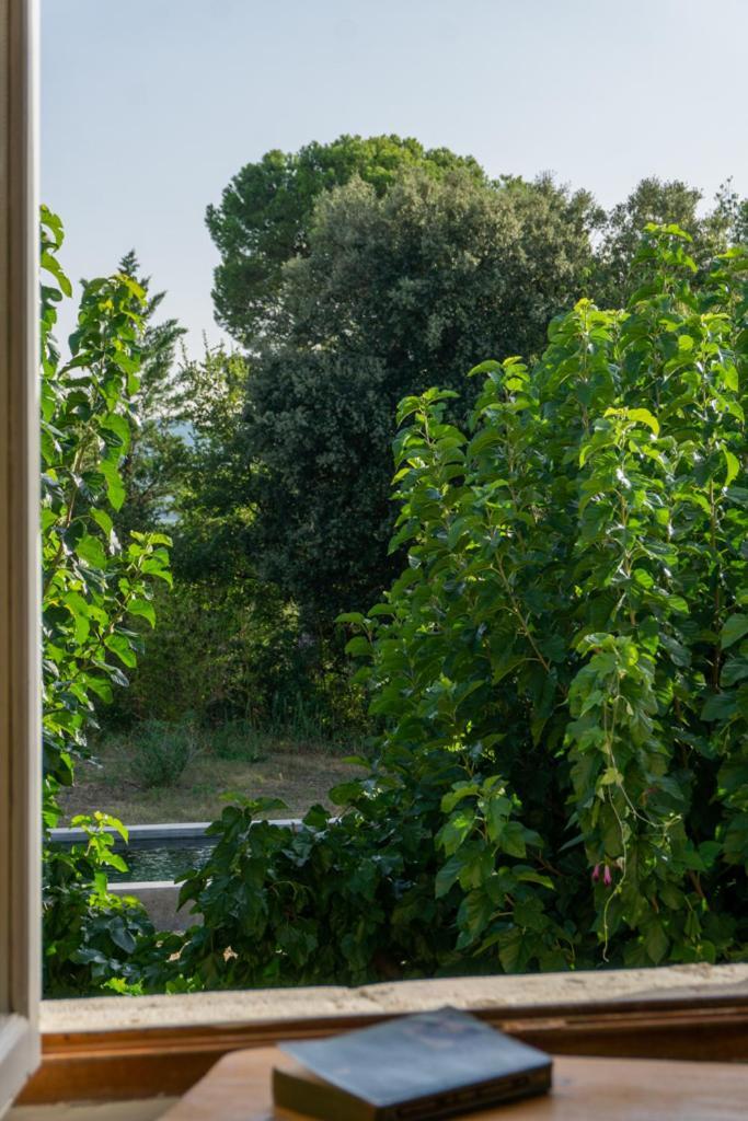 Bed and Breakfast Le Deffend Vieux Trets Esterno foto